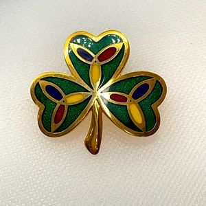 TARA 1.25” Brooch Gold Tone Enameled Clover Shape Gift Box Green Red Yellow